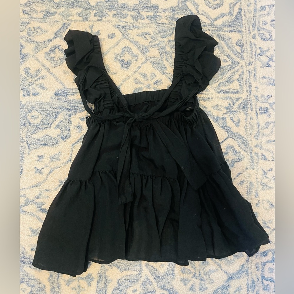 Altard State Black Flowy Top with bow in back!! Size XS